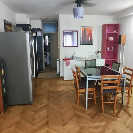Klm Apartment